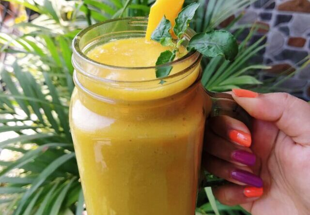 Easter Smoothie Web Story Thumbnail