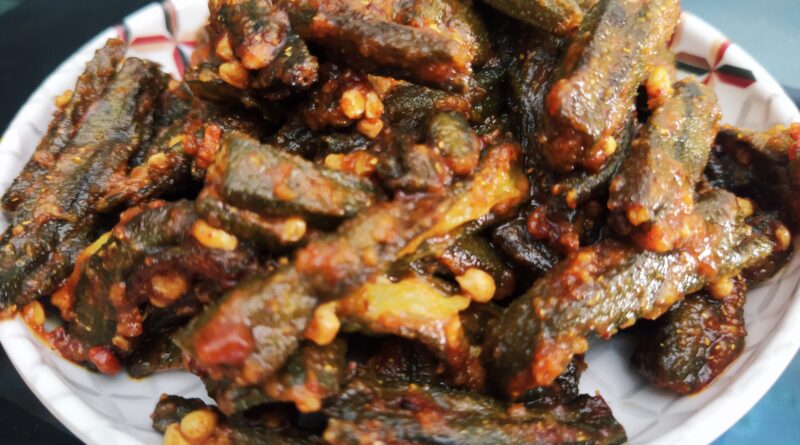 HOW TO MAKE BESAN BHINDI: EASY & FLAVORFUL RECIPE!
