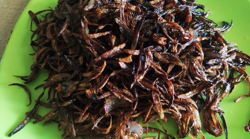 Birista Recipe: Crispy Onions